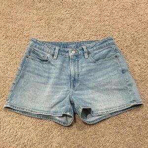 Old Navy Light Wash 3” Inseam High Rise OG Straight Jean Shorts Size 6